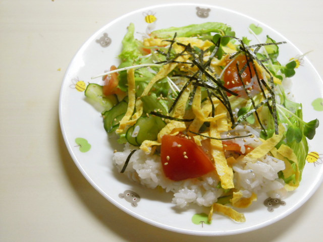 簡単♪さっぱりサラダ寿司の画像
