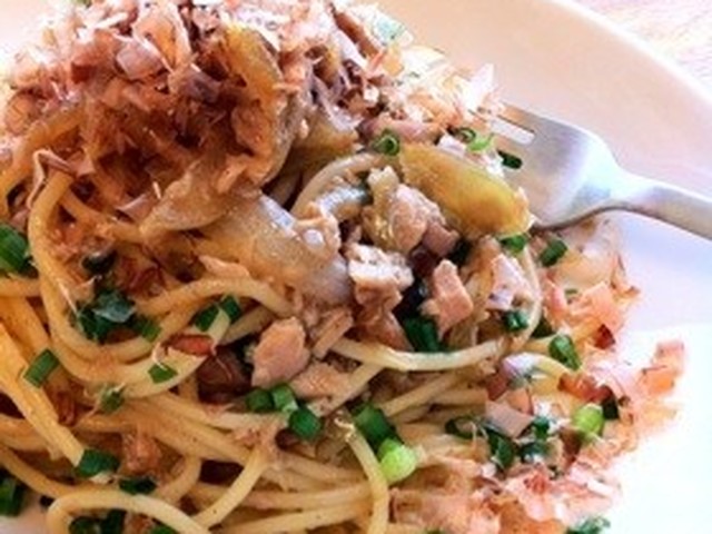 ツナと玉ねぎのにんにく醤油パスタ レシピ 作り方 By 栄養士のれしぴ クックパッド 簡単おいしいみんなのレシピが359万品
