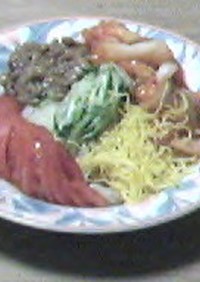 キムチ納豆冷麺