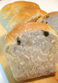 HB★チーズとオリーブのミニ食パン