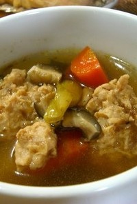 鶏団子と野菜の食べる和風スープ
