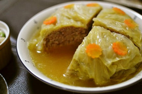 見た目はケーキ!ひき肉とキャベツの重ね煮