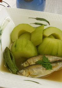加賀太胡瓜(加賀野菜)と若鮎の炊き合わせ