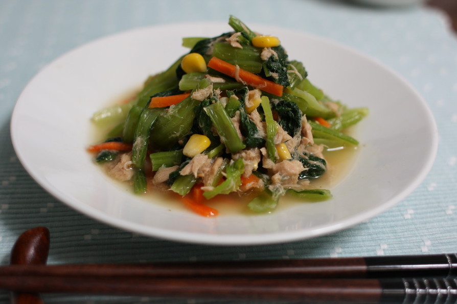小松菜とツナの和風ごまサラダの画像