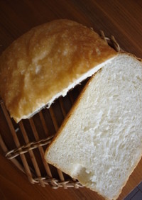 ミルク食パン（ホシノ）
