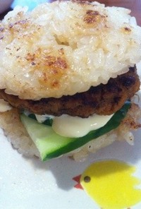 “プチ”焼きおにバーガー