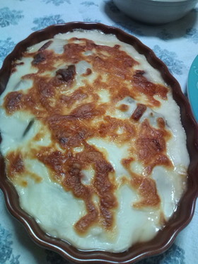 余った肉じゃがで肉じゃがグラタン☆