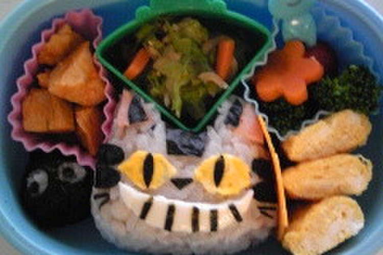 キャラ弁 おにぎり１５ ネコバス レシピ 作り方 By Pirohiyo クックパッド 簡単おいしいみんなのレシピが358万品