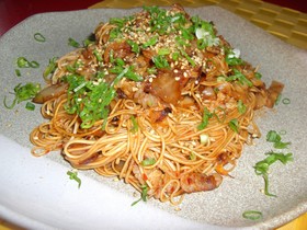 豚キムチそうめんチャンプル。