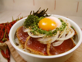 かつおたたき黒潮造りのスタミナ丼