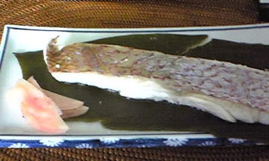 ぶきっちょさんの鯛の昆布蒸しの写真