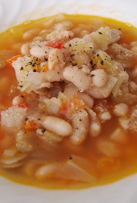 お豆と色々野菜の食べるスープ