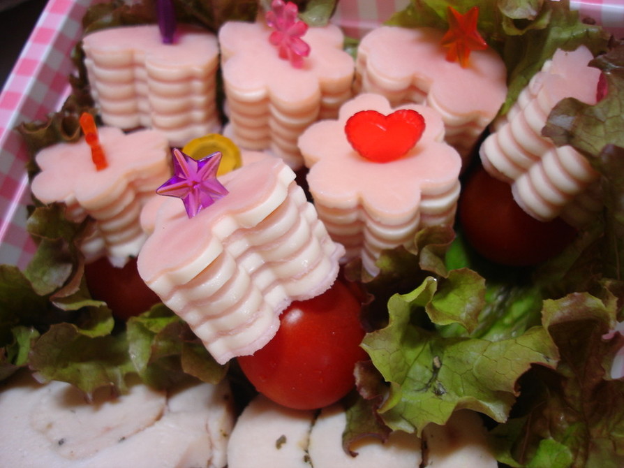 お弁当に☆ハム＆チーズ＆ミニトマトの画像