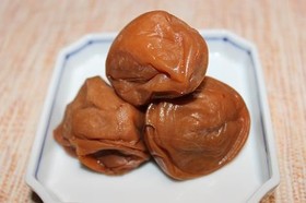 梅干の作り方(塩分10%のハチミツ漬)♪