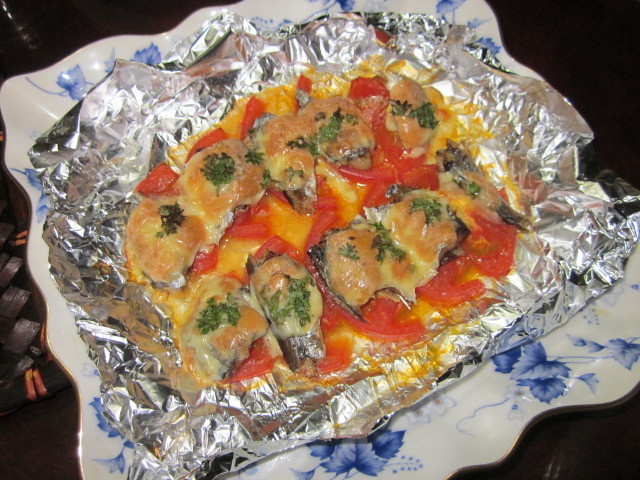 トマト＆オイルサーデンのチーズ焼きの画像