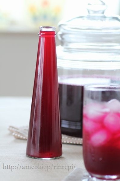 赤紫蘇はちみつりんご酢ジュースの写真