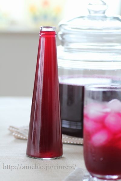 赤紫蘇はちみつりんご酢ジュースの画像