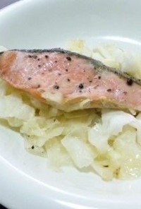 鮭とキャベツの簡単レンジ蒸し