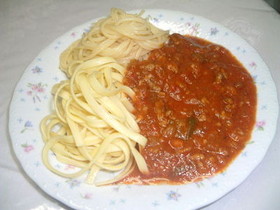 二種類パスタのミートソース