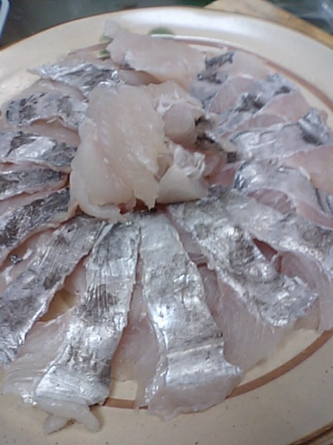 太刀魚の刺身の画像