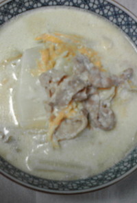 白菜と牛小間肉のスープ