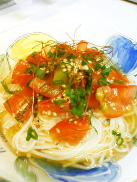 ゴマが美味しいトマト素麺