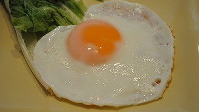 シリコン型で可愛い目玉焼き レシピ 作り方 By ｗａｔヒロコロ クックパッド 簡単おいしいみんなのレシピが364万品