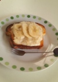 簡単バナナヨーグルトチーズクリームサンド