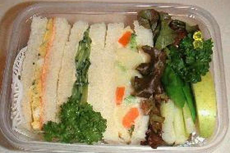 おから入り食パンのサンドイッチ弁当 For女子高生 レシピ 作り方 By きなり クックパッド 簡単おいしいみんなのレシピが365万品
