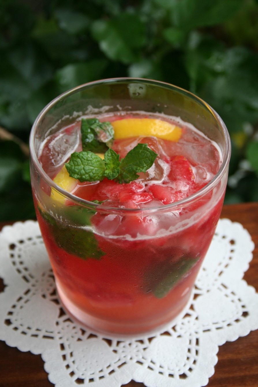 カクテル名 ストロベリーモヒート レシピ