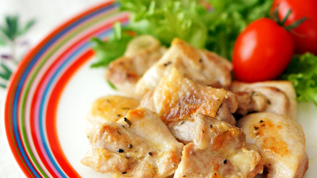 クレイジーソルトで チキンソテー レシピ 作り方 By Rose クックパッド 簡単おいしいみんなのレシピが351万品