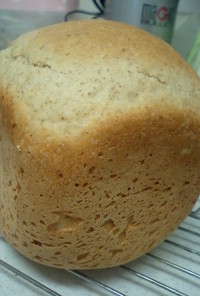 南部地粉（国産小麦）とライ麦で田舎パン