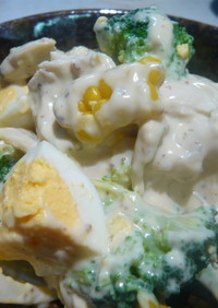 ささ身とゆで卵の自家製豆腐ドレサラダ