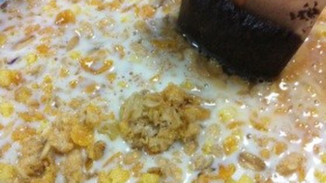 ロイヤルミルクティーで リッチシリアル レシピ 作り方 By ちょこたちょこた クックパッド 簡単おいしいみんなのレシピが358万品