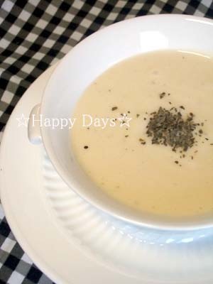 豆乳ビシソワーズ（じゃが芋の冷製スープ）の画像