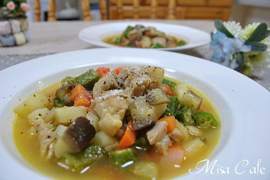 チキン野菜カレースープの画像