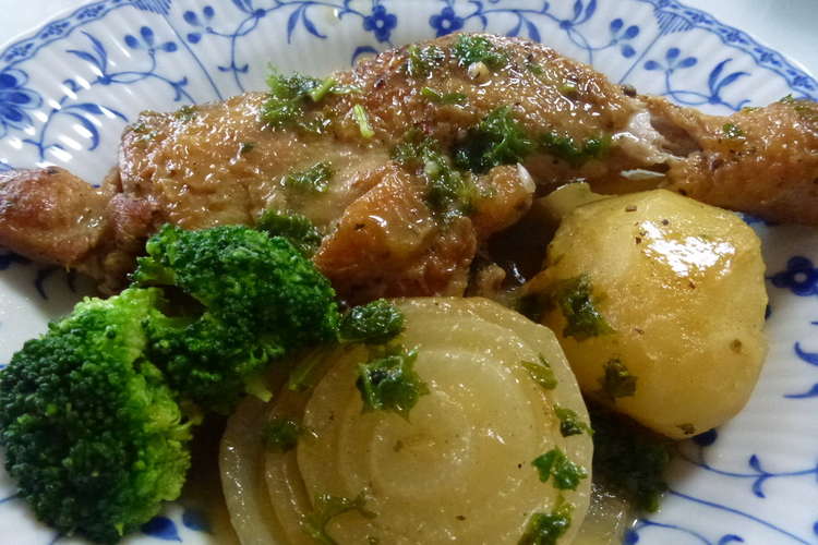 鳥もも骨付き肉のコンソメ煮 レシピ 作り方 By Bebe クックパッド 簡単おいしいみんなのレシピが354万品