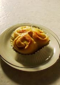 ハムチーズパン（コーンマヨパン）