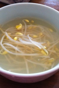 韓国の豆もやしのスープ（コンナムルクッ）