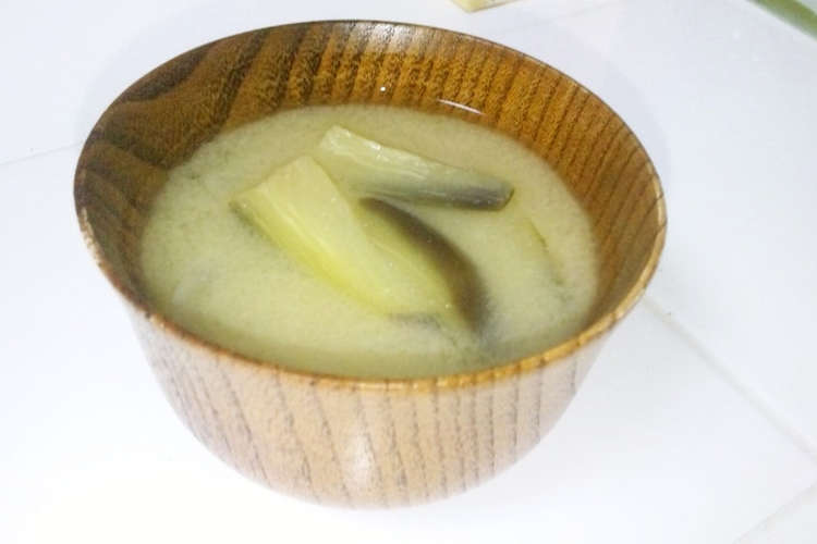 ナス 玉ねぎの味噌汁 レシピ 作り方 By Ruka0707 クックパッド 簡単おいしいみんなのレシピが375万品