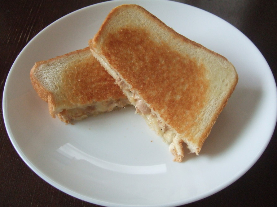 ３ちゃんのツナメルト・ホットサンドイッチの画像