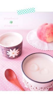 *桃と豆乳のひんやりおしるこ*の写真