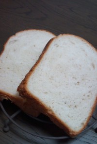 栗渋皮煮のシロップ再利用☆栗風味食パン