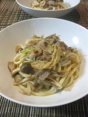 オッサンの焼きうどん　ペペロンチーノ風