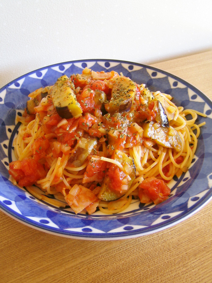 定番☆なすとベーコンのトマトパスタの画像