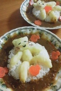 浮き輪でプカプカ、ねこちゃんカレー