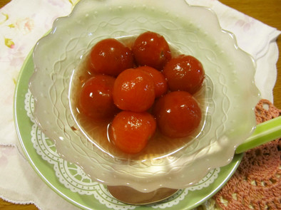 プチトマトのぶどうシロップ漬けの写真