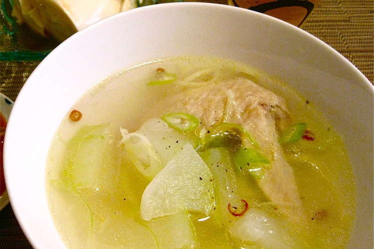 加熱5分 手羽先と冬瓜のやさしいスープ レシピ 作り方 By みすじさん クックパッド 簡単おいしいみんなのレシピが353万品