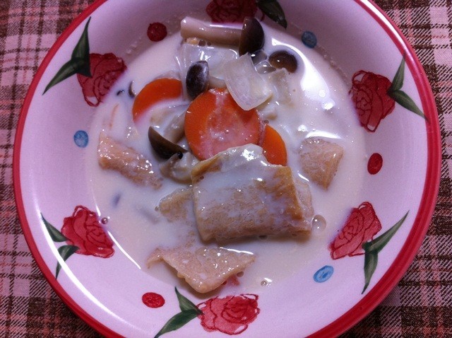 大豆ミートの豆乳味噌スープの画像