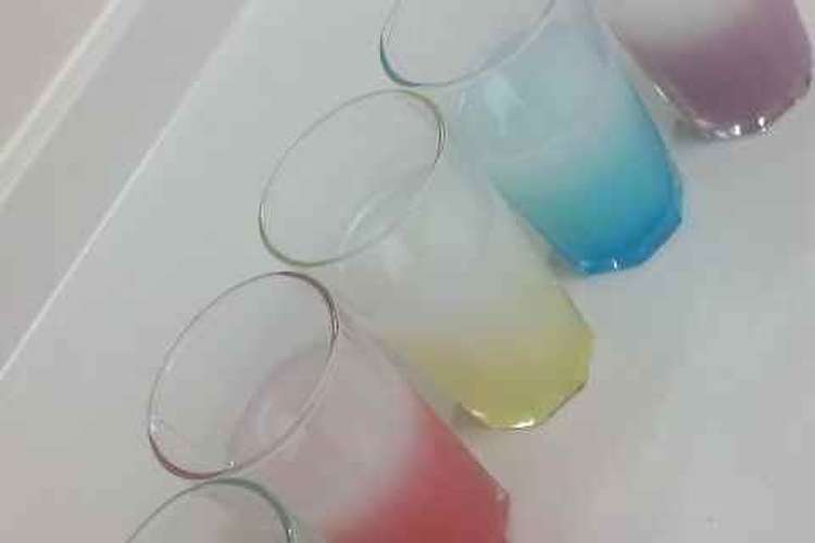 グラデーションなカルピスソーダ レシピ 作り方 By 十番隊日番谷隊長 クックパッド 簡単おいしいみんなのレシピが354万品